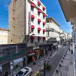 Lovely 2 Bed 2 Bath Apartment In Cannes On Rue Antibea Easy Walk To The Palais 224