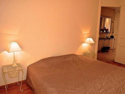 Lovely 2 Bed 2 Bath In On Rue Antibea Easy Walk To The Palais 224 Appartement *